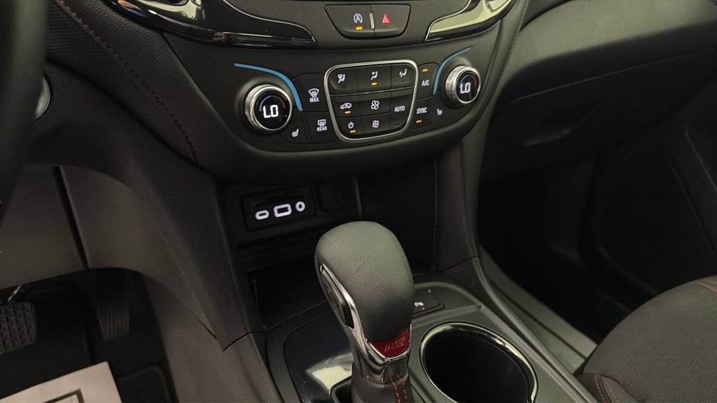 Certified 2024 Chevrolet Equinox RS FWD image 23