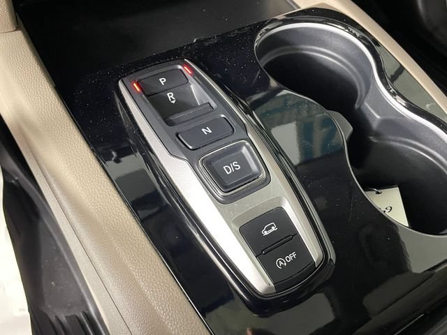 Used 2021 Honda Pilot Touring image 11
