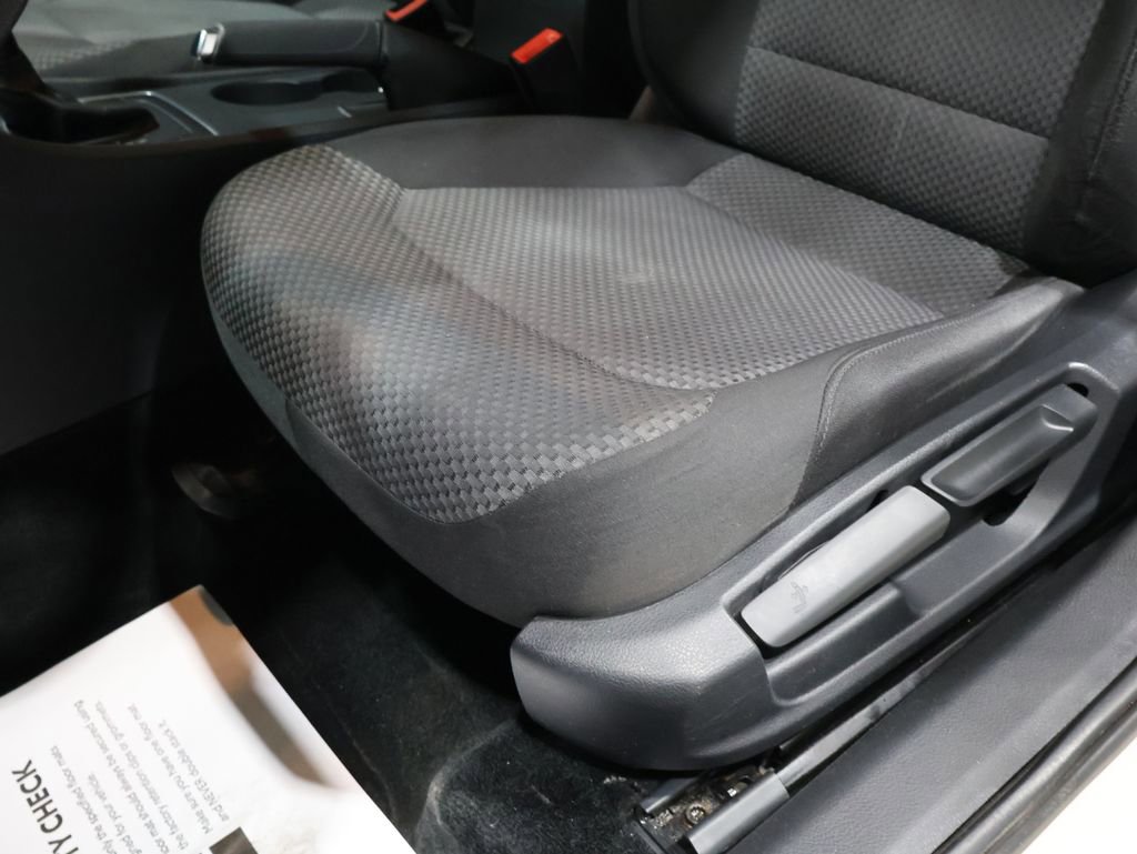 Used 2015 Volkswagen Passat 1.8T S image 11