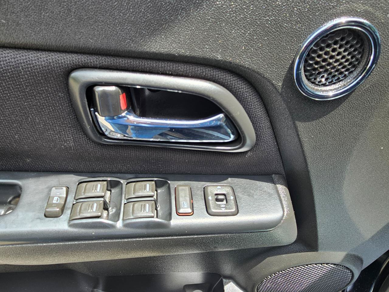 Used 2012 Chevrolet Colorado LT AWD/4WD image 27