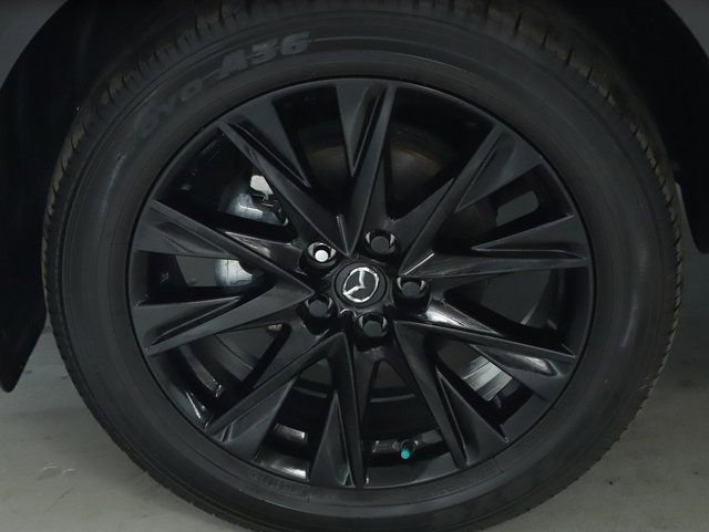 Used 2023 MAZDA CX-5 Carbon Edition image 38