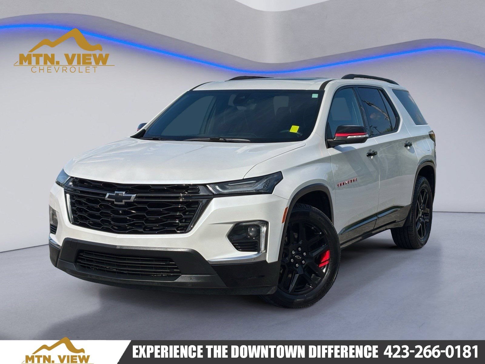 Used 2022 Chevrolet Traverse Premier w/ Redline Edition FWD image 1