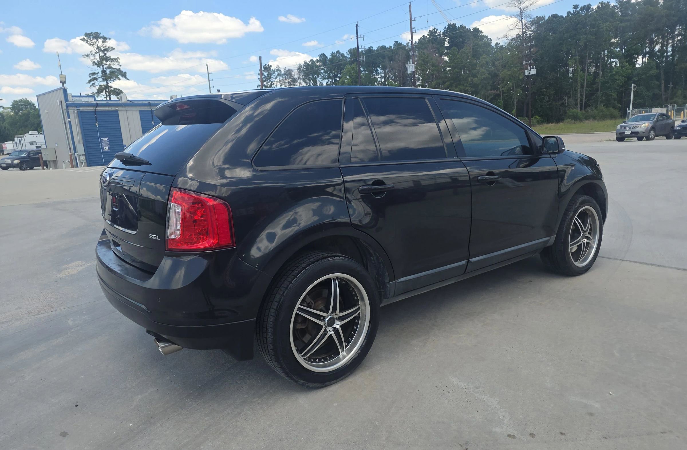 Used 2014 Ford Edge SEL w/ Equipment Group 205A FWD image 17