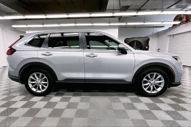 Used 2024 Honda CR-V EX image 15