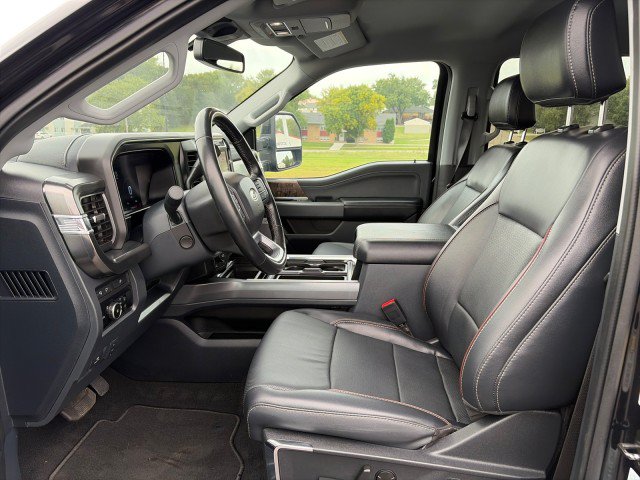 Used 2024 Ford F350 Lariat w/ Black Appearance Package AWD/4WD image 9