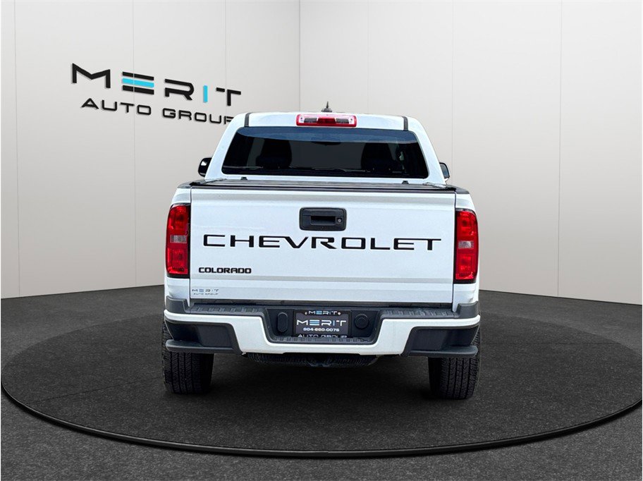 Used 2022 Chevrolet Colorado W/T w/ Custom Special Edition RWD image 8
