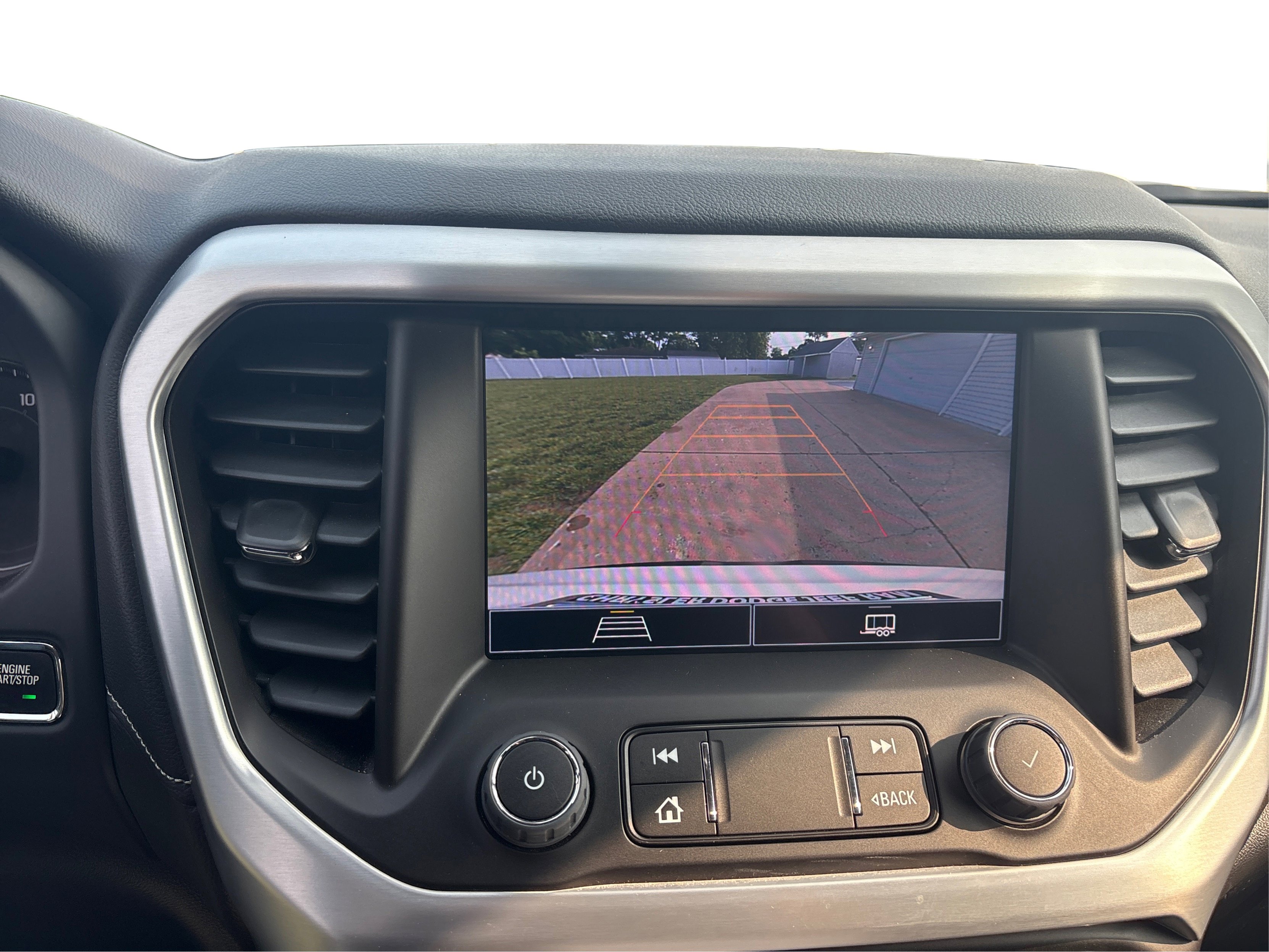 Used 2023 GMC Acadia SLE w/ Driver Convenience Package image 26