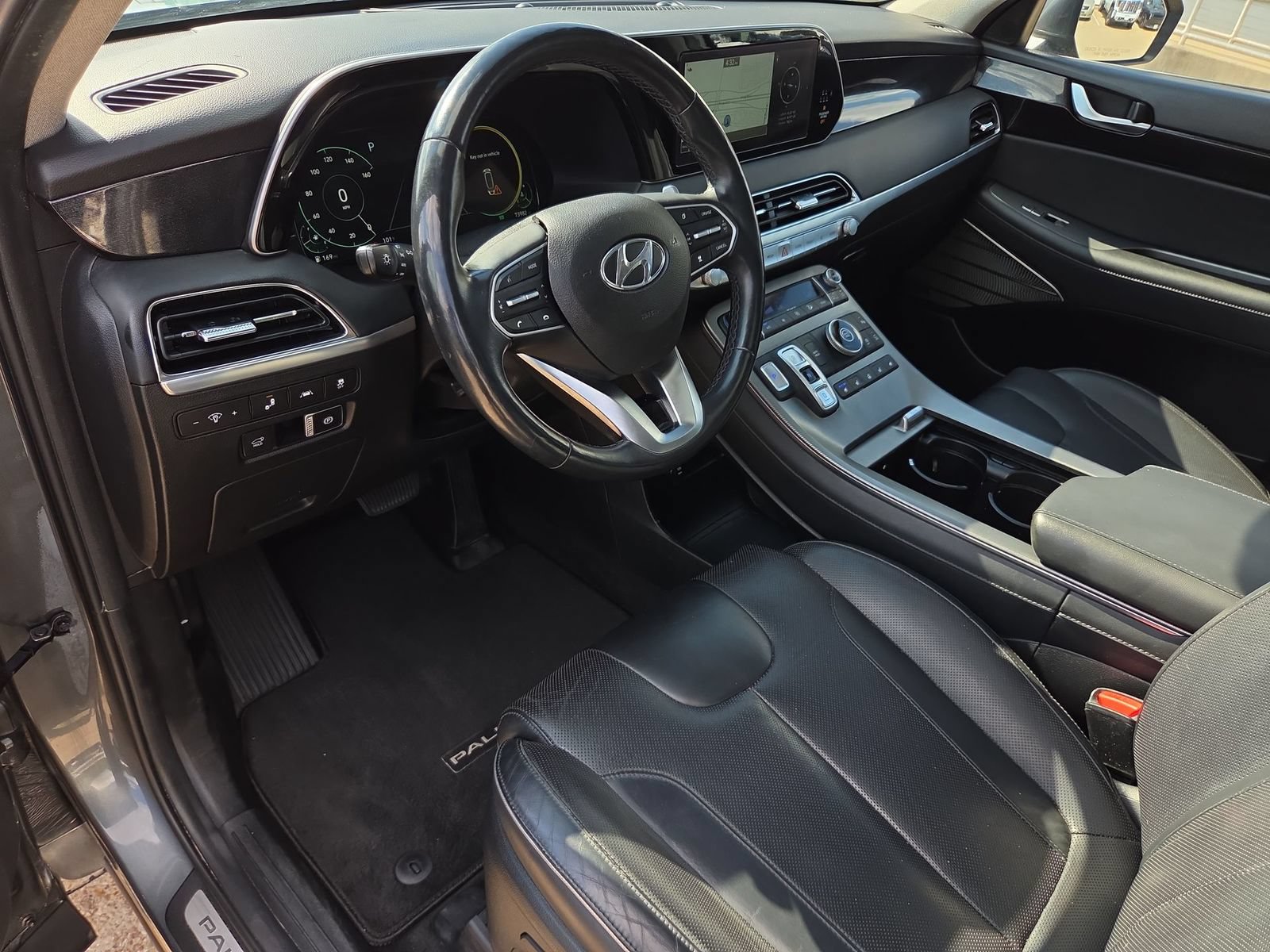 Used 2022 Hyundai Palisade Limited w/ Cargo Package FWD image 10