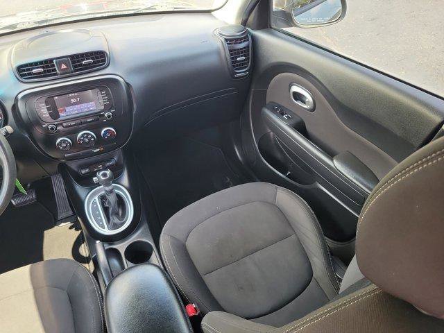 Used 2019 Kia Soul FWD image 14