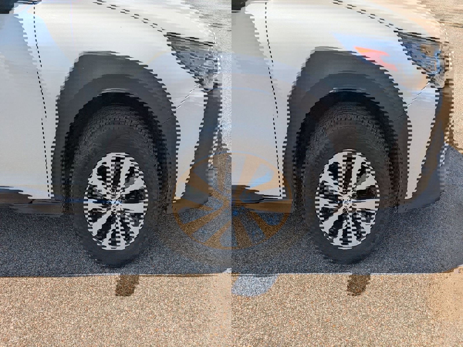 Used 2024 Subaru Outback Premium image 28