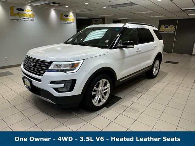 Used 2017 Ford Explorer XLT w/ Equipment Group 202A AWD/4WD image 2