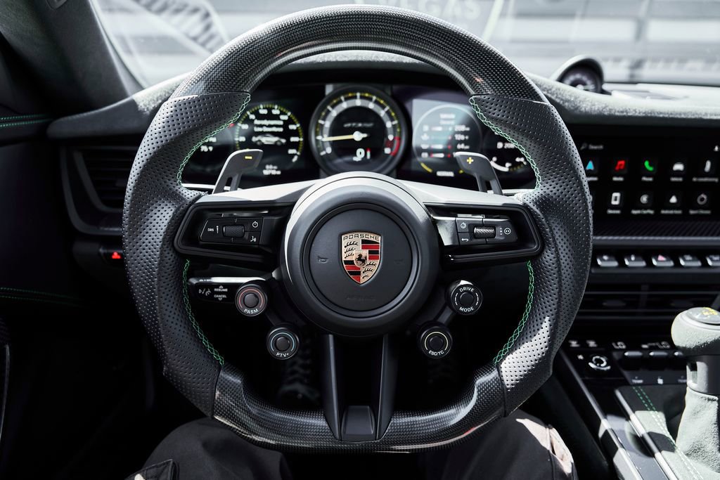 Used 2025 Porsche 911 GT3 RS w/ Weissach Package RWD image 52
