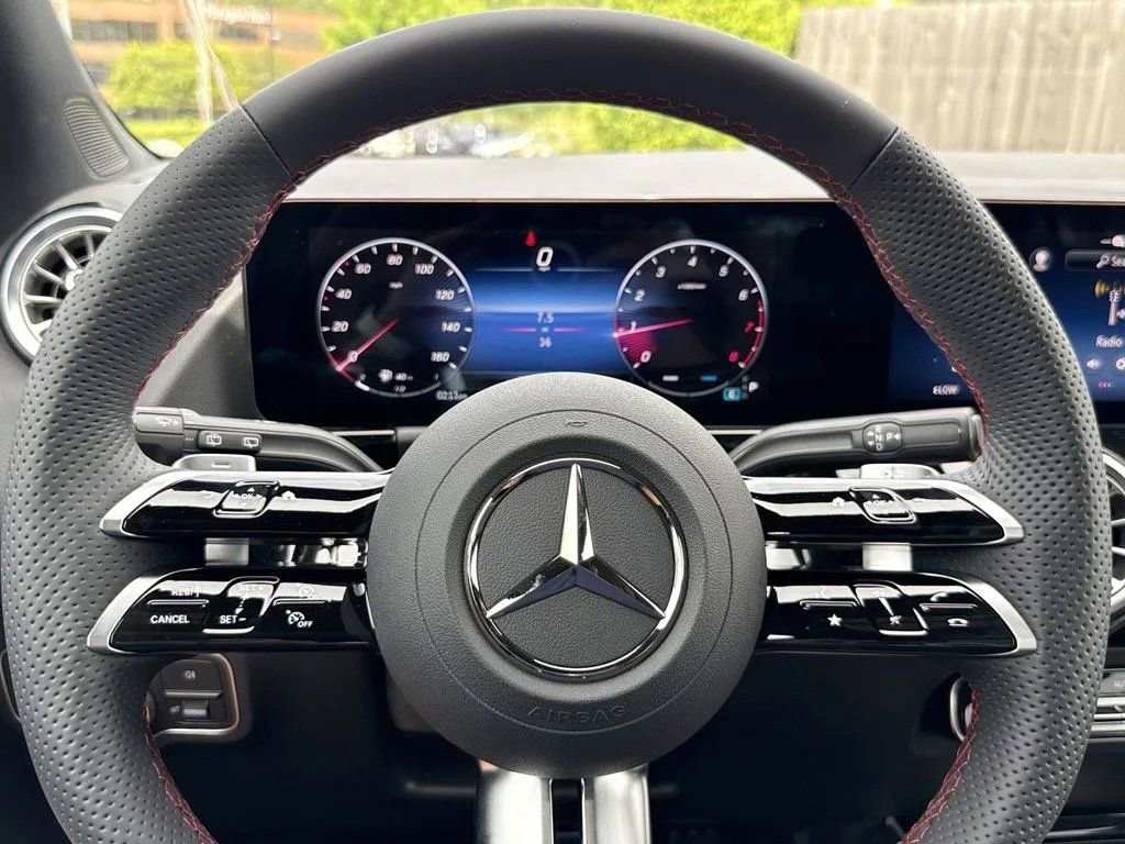 Certified 2025 Mercedes-Benz GLA 250 image 21