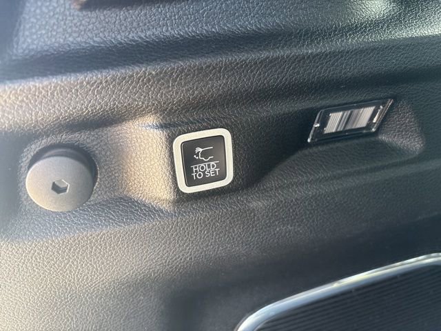 Used 2021 Jeep Grand Cherokee L Limited image 17