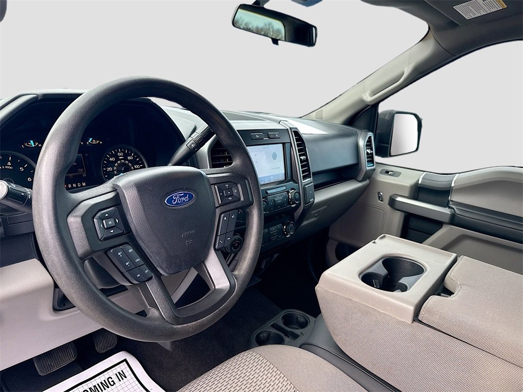 Used 2019 Ford F150 XLT w/ Trailer Tow Package image 9