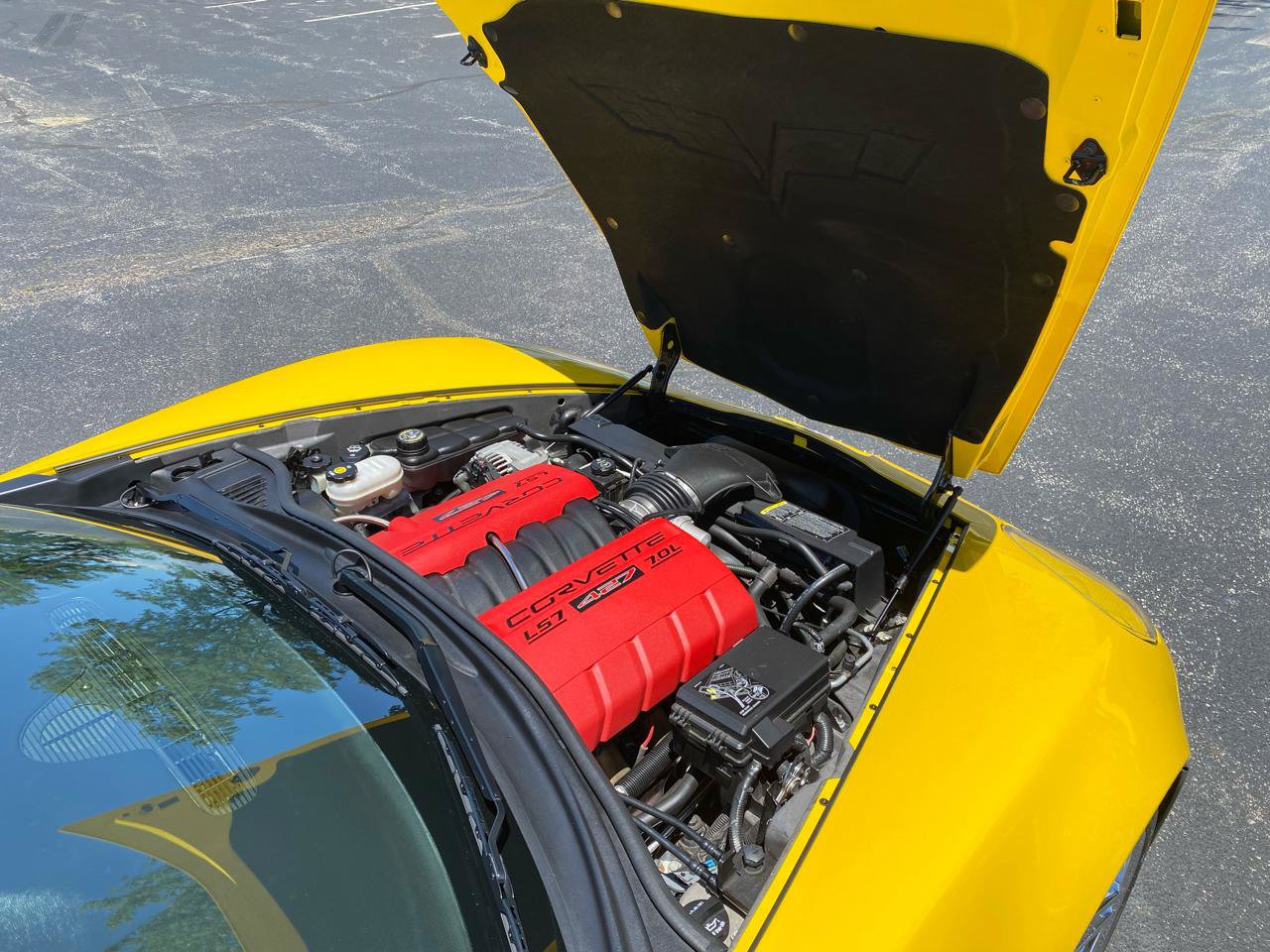Used 2007 Chevrolet Corvette Z06 w/ Preferred Equipment Group RWD image 31