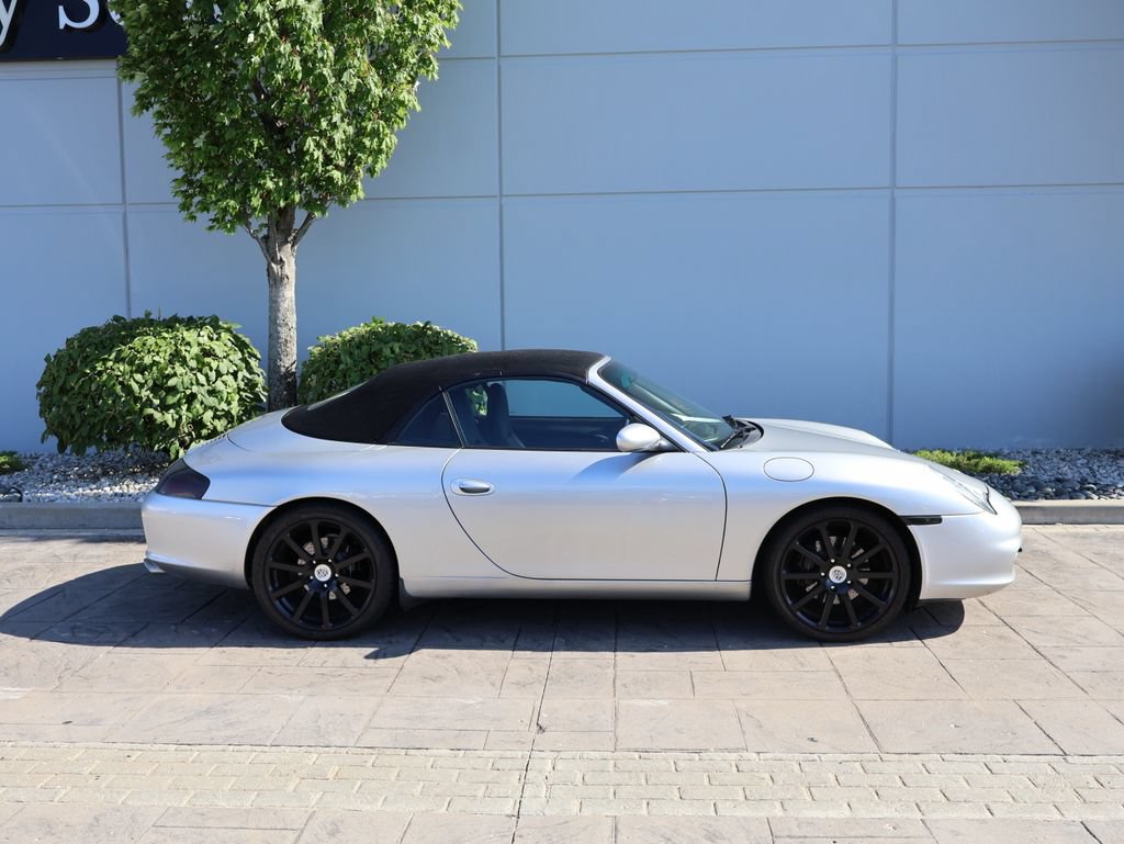 Used 2002 Porsche 911 Carrera RWD image 5