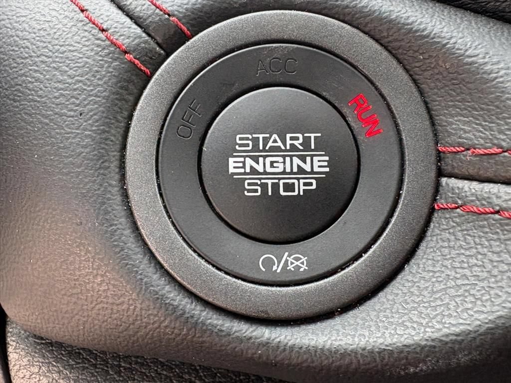 Used 2024 Dodge Durango GT AWD/4WD image 13