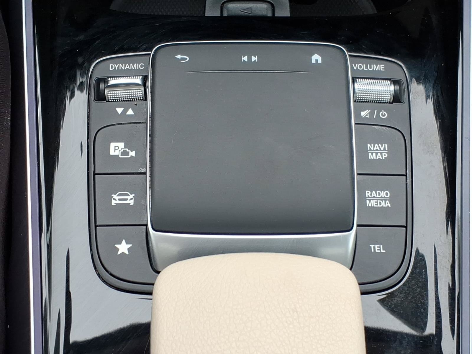 Certified 2023 Mercedes-Benz GLB 250 4MATIC image 22