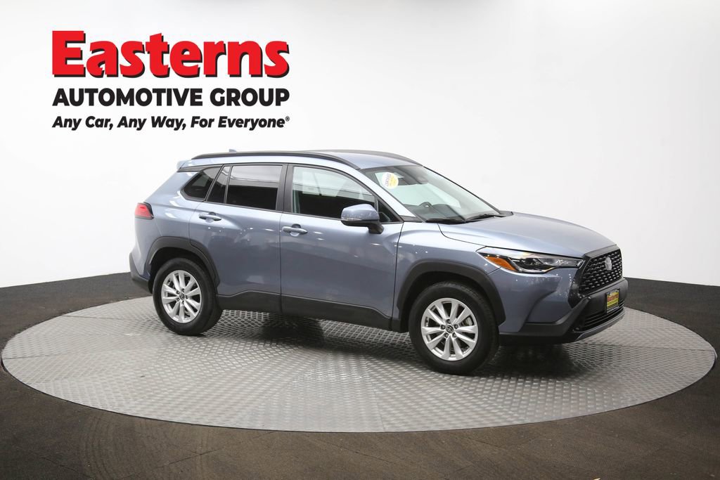 Used 2024 Toyota Corolla Cross LE image 46