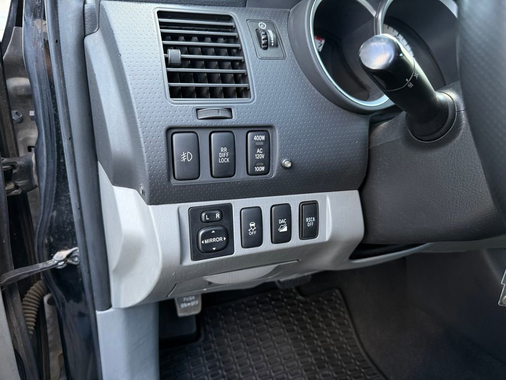 Used 2012 Toyota Tacoma 4x4 Double Cab w/ TRD Off-Road Pkg image 31