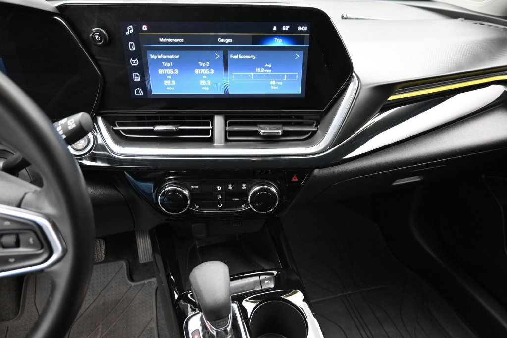 Used 2024 Chevrolet Trax ACTIV w/ Sunroof Package FWD image 19