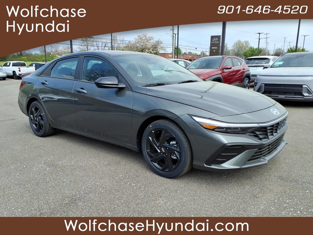 New 2026 Hyundai Elantra Sport FWD image 7