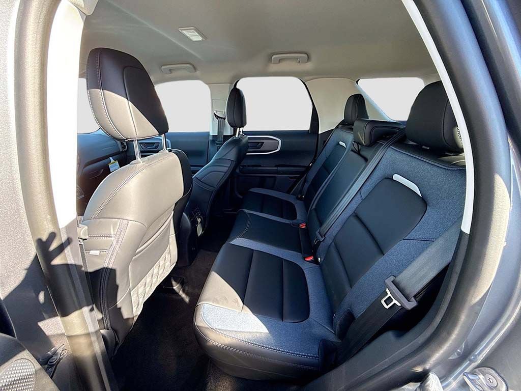 New 2025 Ford Bronco Sport Outer Banks w/ Outer Banks Tech Package+ AWD/4WD image 25