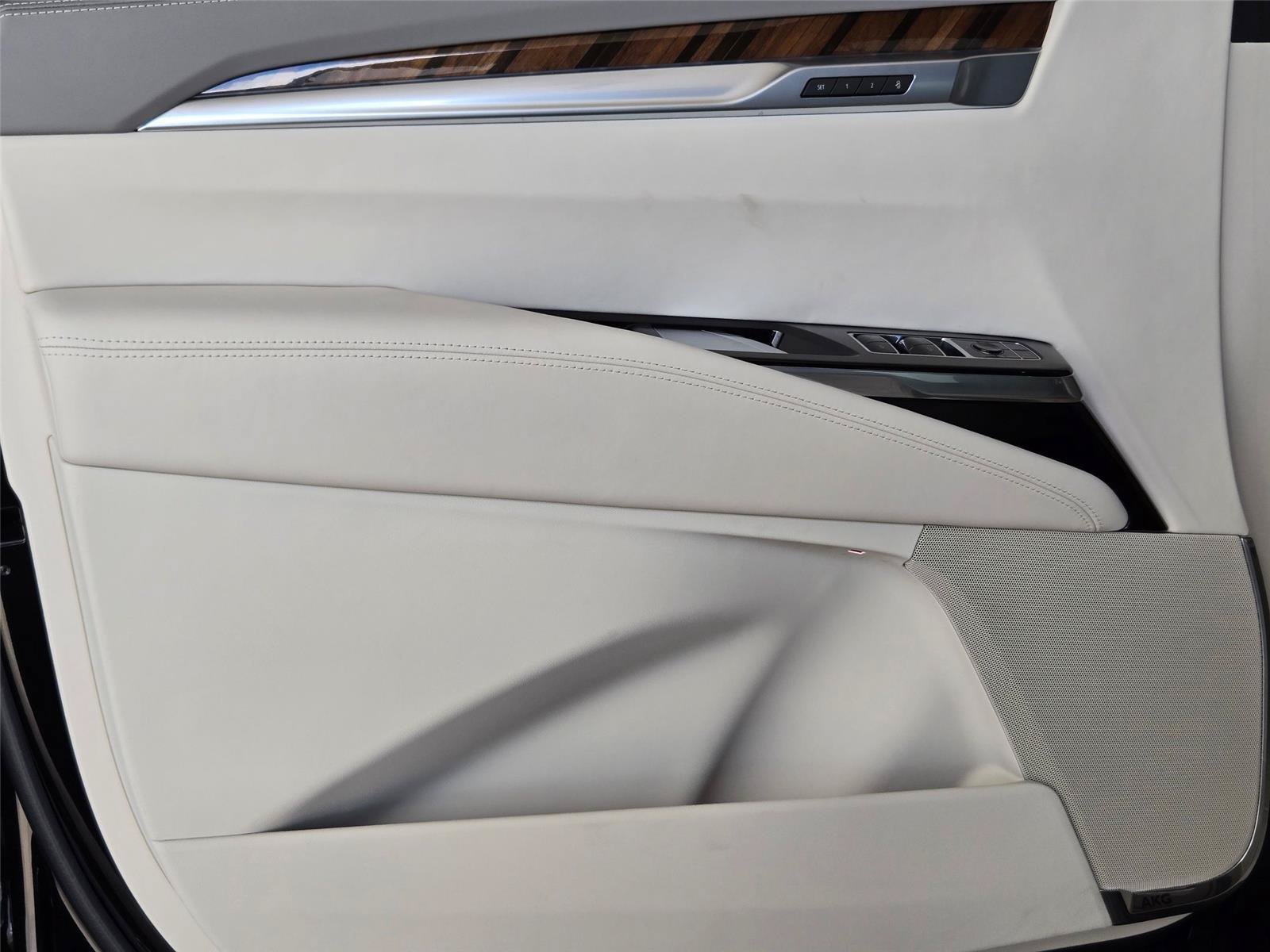 New 2026 Cadillac Escalade ESV Platinum Sport w/ LPO, Floor Liner Package AWD/4WD image 26