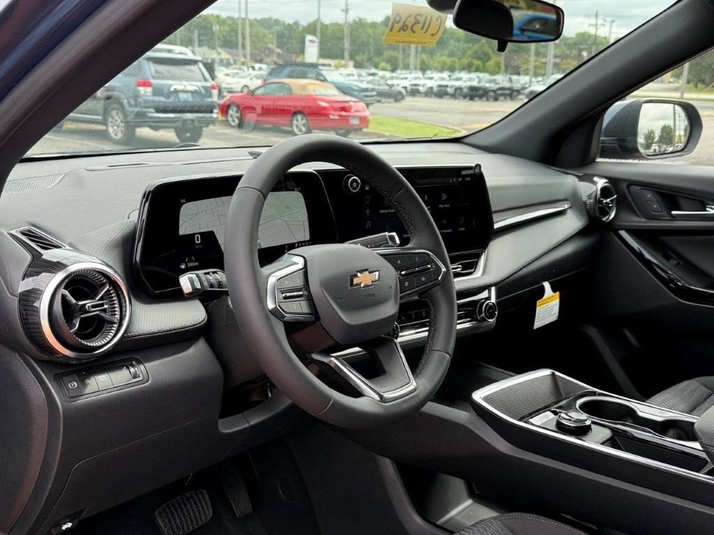 New 2027 Chevrolet Equinox LT FWD image 10