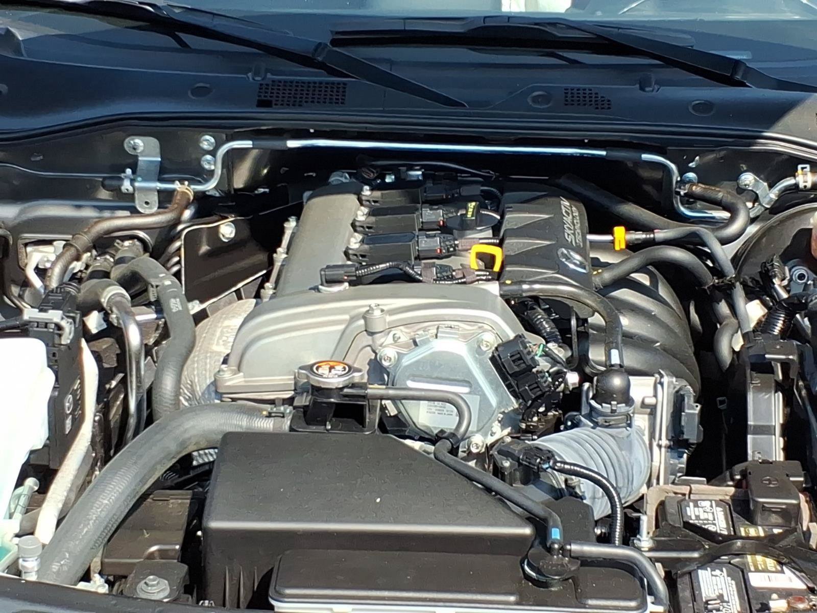 Used 2018 MAZDA MX-5 Miata Club RWD image 31