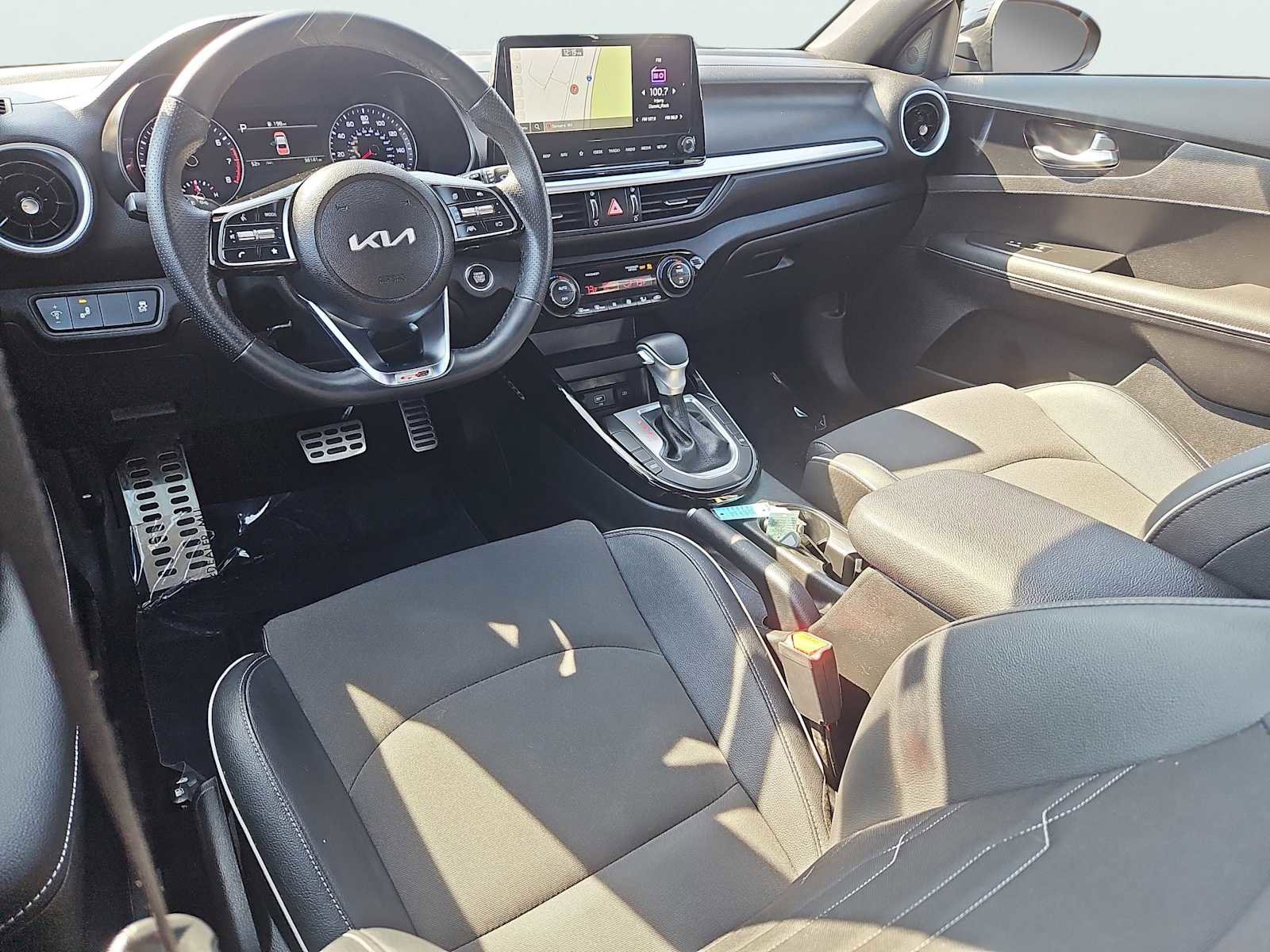 Used 2023 Kia Forte GT-Line FWD image 11