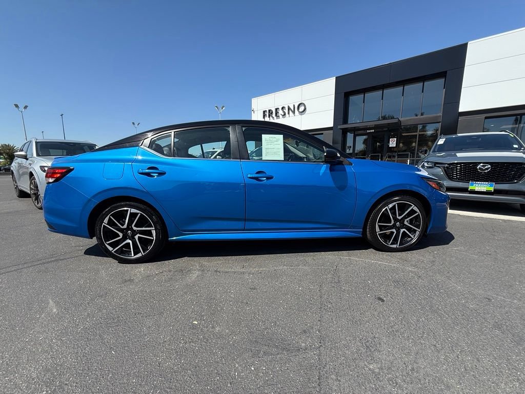 Used 2025 Nissan Sentra SR w/ SR Premium Package FWD image 14