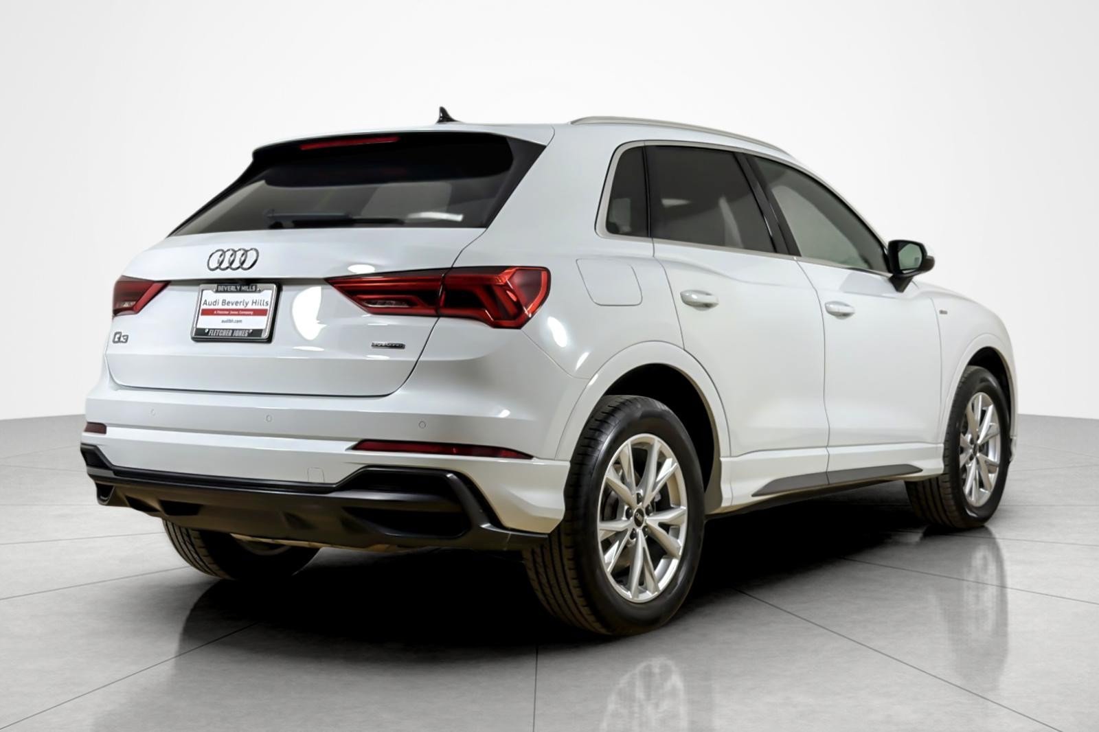 Used 2022 Audi Q3 2.0T Premium Plus AWD/4WD image 5