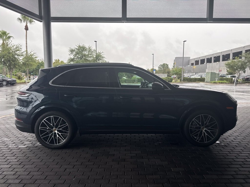 Certified 2024 Porsche Cayenne AWD/4WD image 5