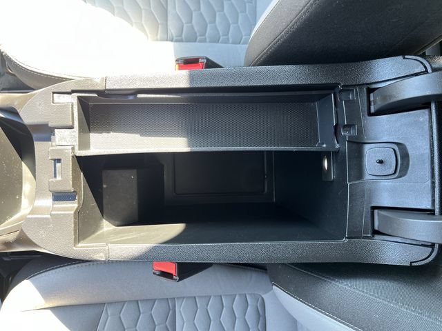 Used 2020 Chevrolet Equinox LS w/ LPO, Floor Liner Package FWD image 23