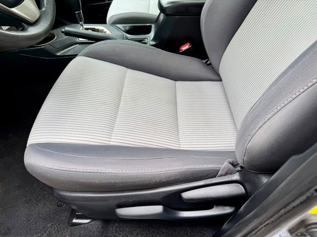 Used 2014 Toyota RAV4 XLE AWD/4WD image 29