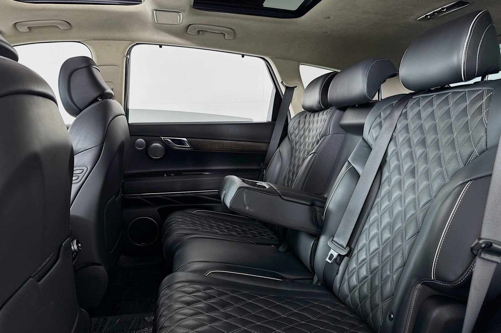 Used 2022 Genesis GV80 3.5T w/ Prestige Package 07 image 7