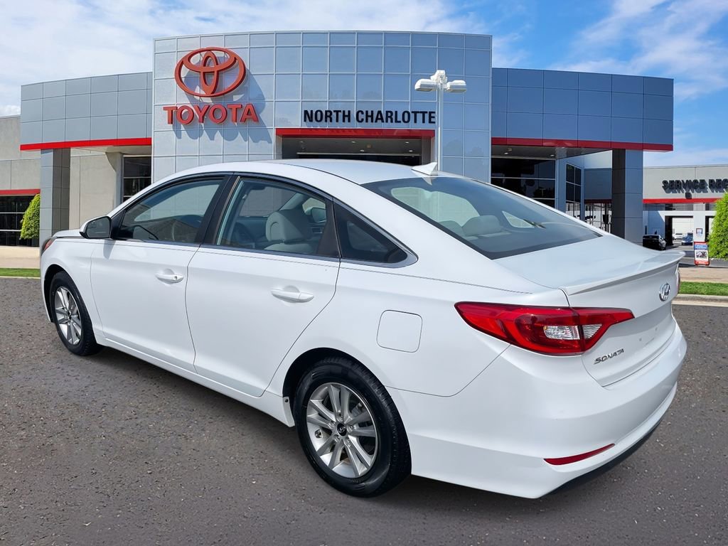 Used 2016 Hyundai Sonata SE image 7