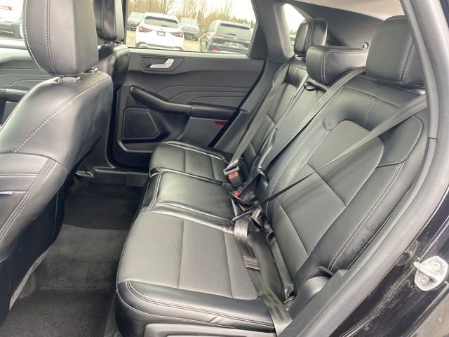 Used 2024 Ford Escape Platinum AWD/4WD image 18