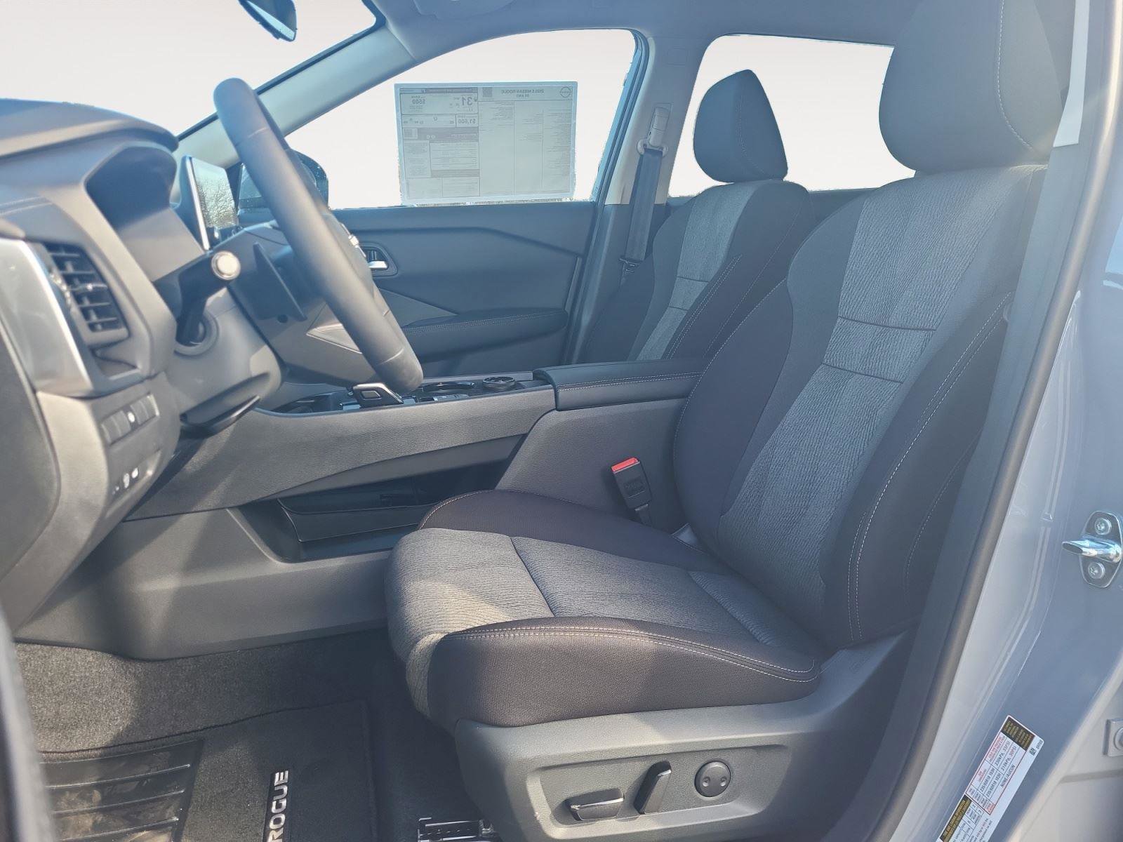 New 2026 Nissan Rogue SV w/ Cold Weather Package image 10