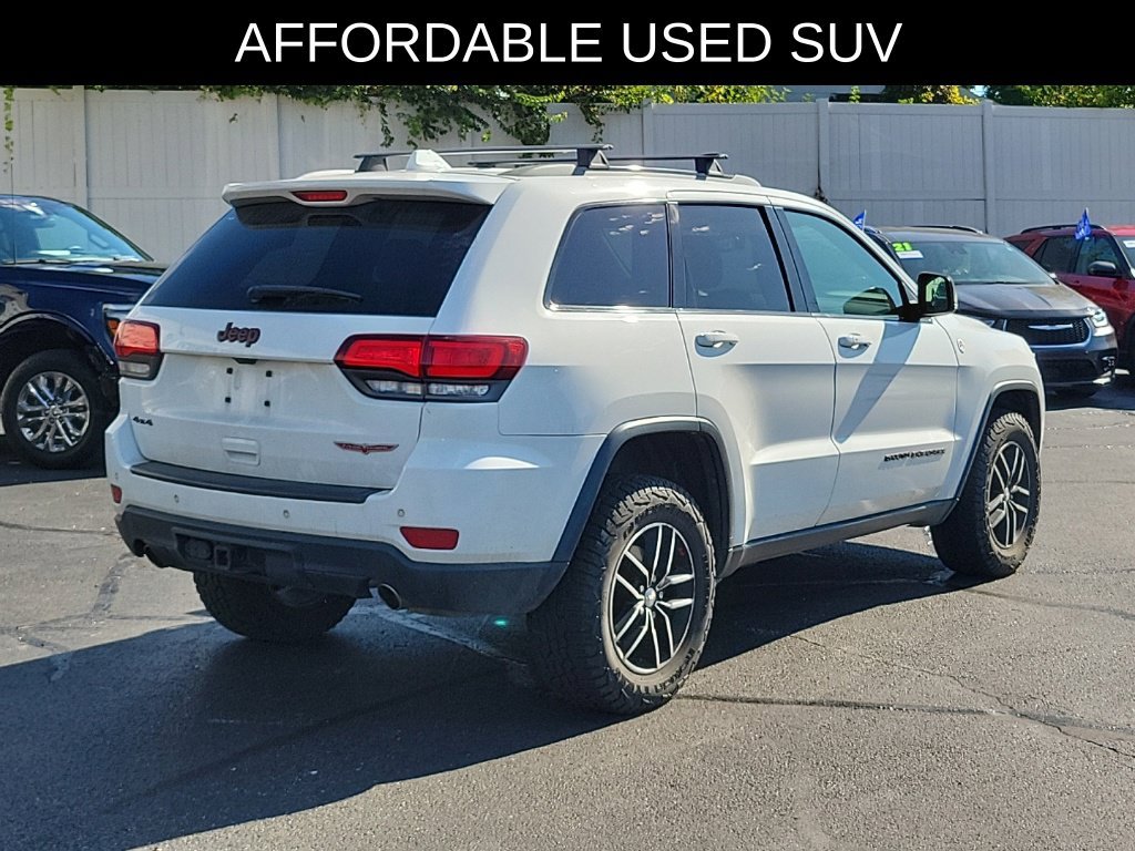 Used 2018 Jeep Grand Cherokee Trailhawk w/ Trailhawk Luxury Group AWD/4WD image 4