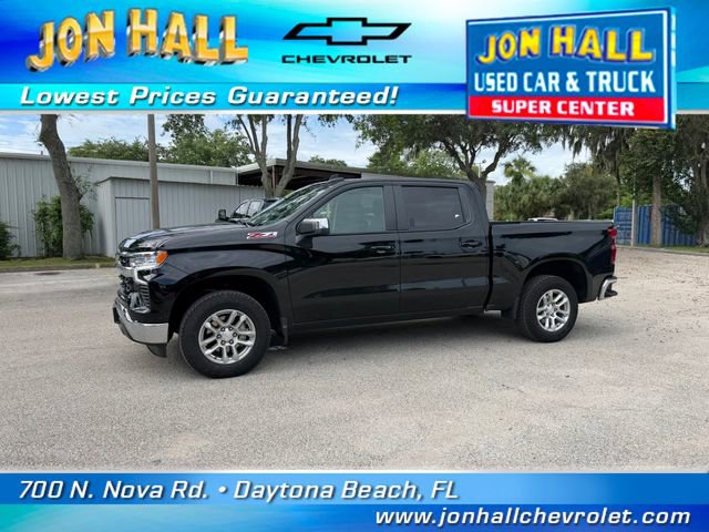 Used 2024 Chevrolet Silverado 1500 LT AWD/4WD image 3