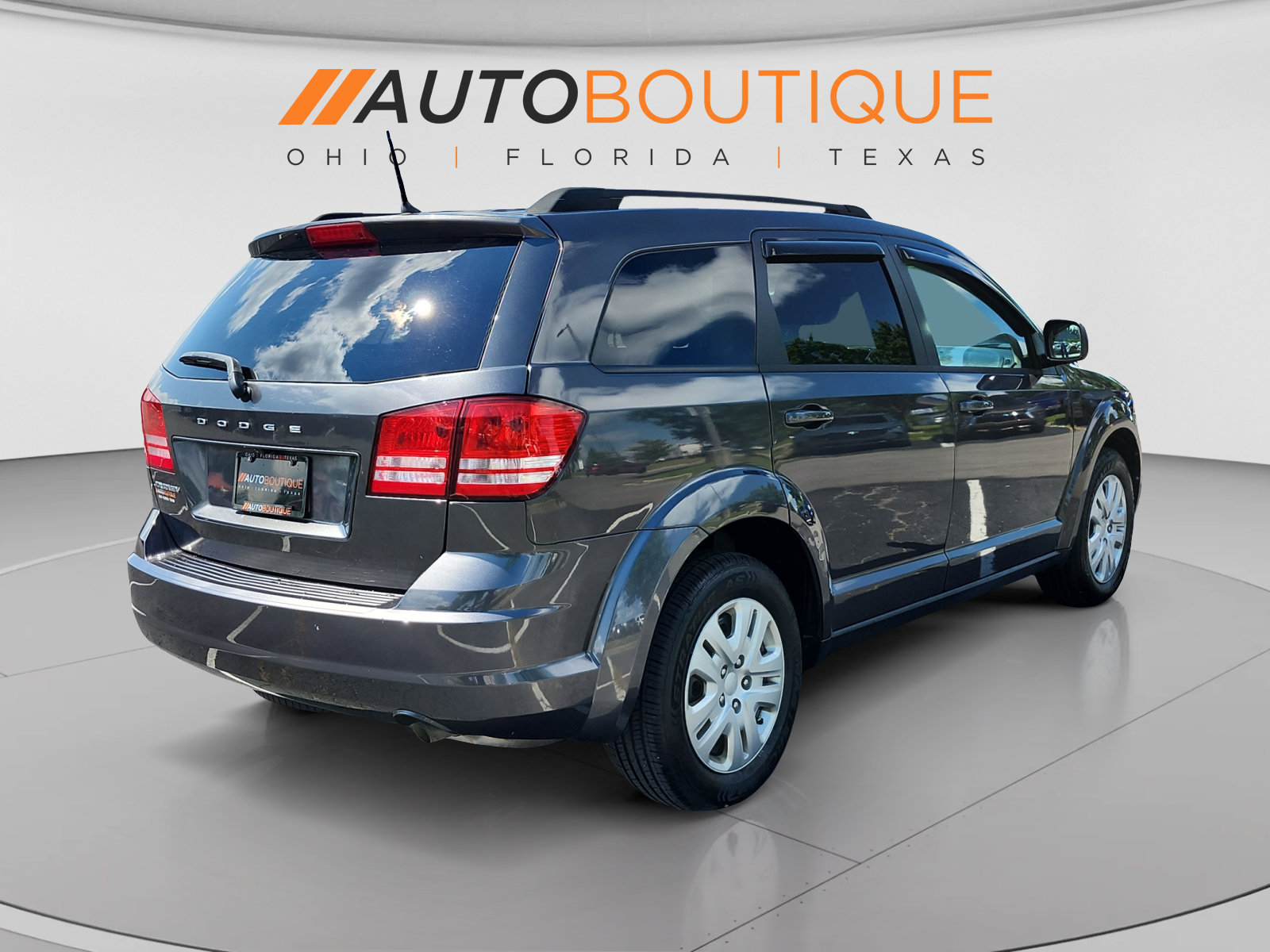 Used 2019 Dodge Journey SE FWD image 5