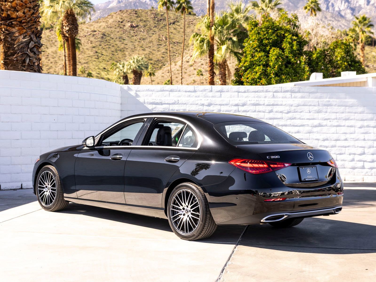 Used 2025 Mercedes-Benz C 300 Sedan image 11