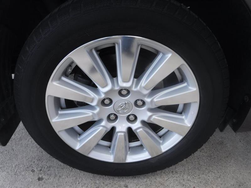 Used 2017 Toyota Sienna AWD image 20