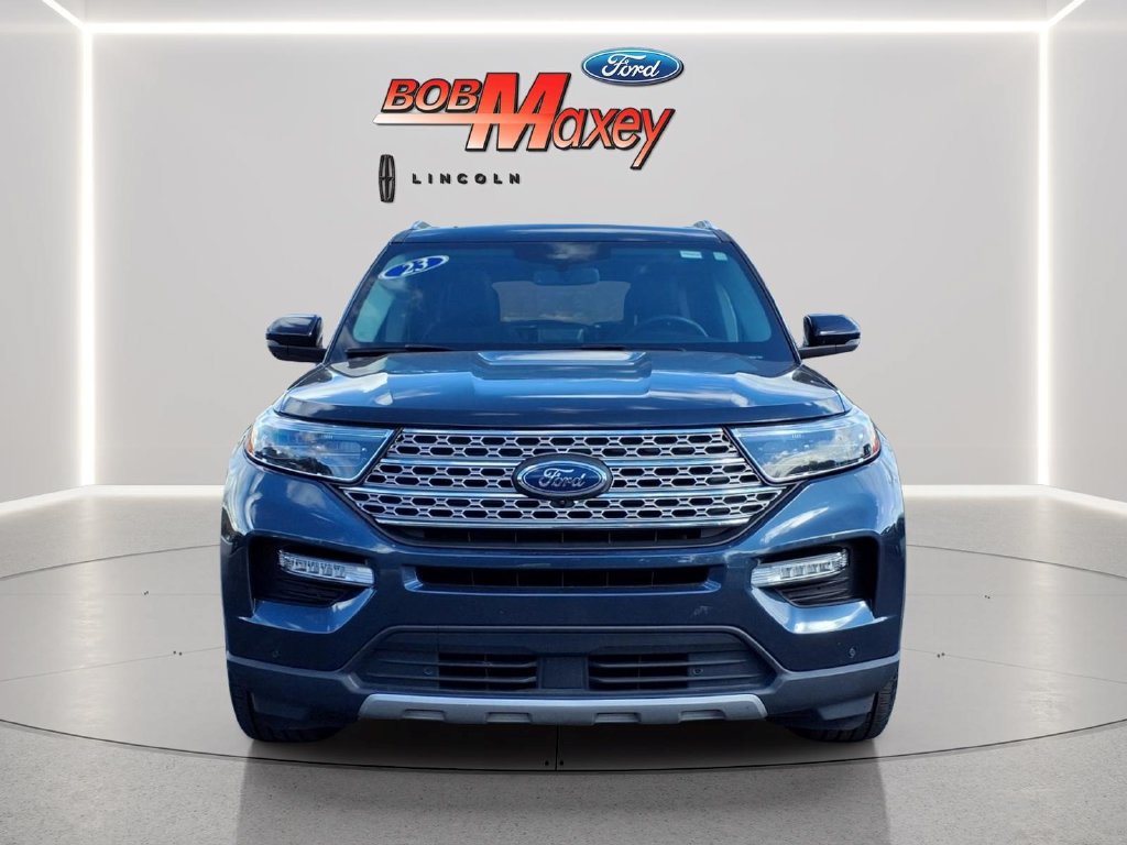 Used 2023 Ford Explorer Limited w/ Limited Technology Package AWD/4WD image 2