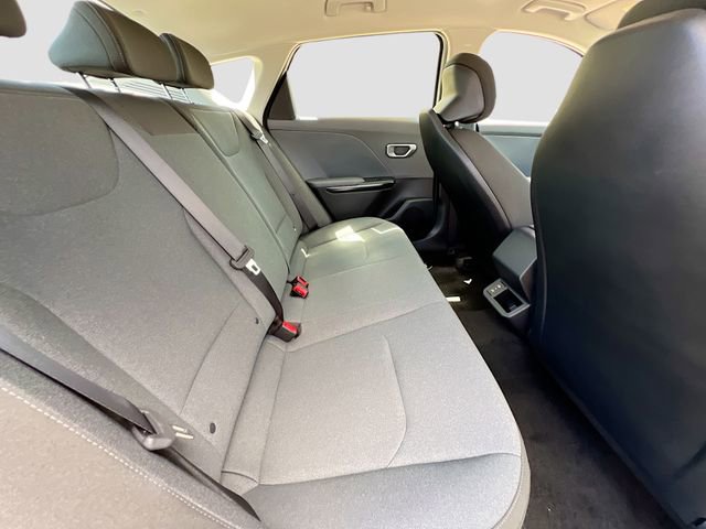 New 2026 Kia K4 FWD image 25