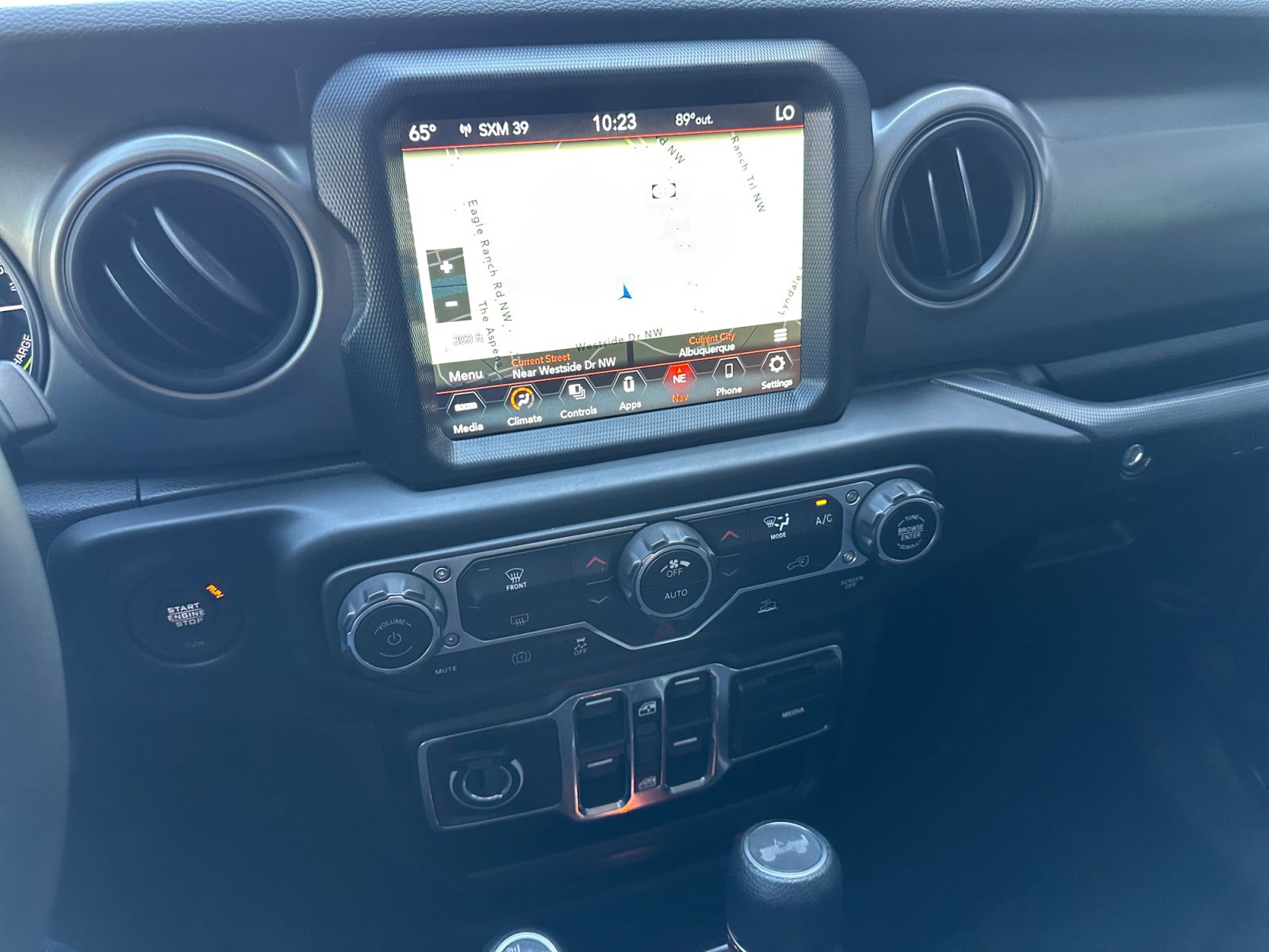 Used 2023 Jeep Wrangler Unlimited w/ 8.4" Radio Group AWD/4WD image 21