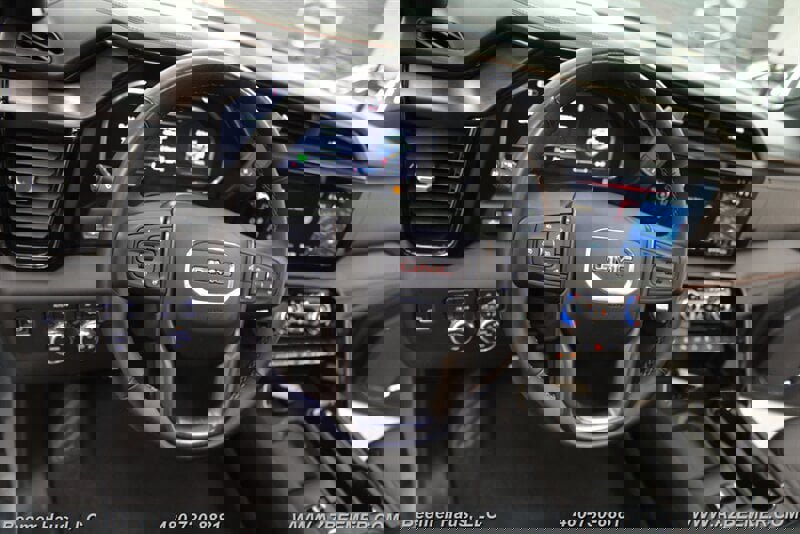 Used 2024 GMC Sierra 2500 AT4 w/ AT4 Premium Plus Package image 29